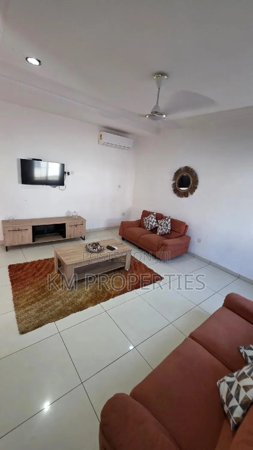 Furnished 2bdrm Townhouse / Terrace in Boundary Road Area for rent
