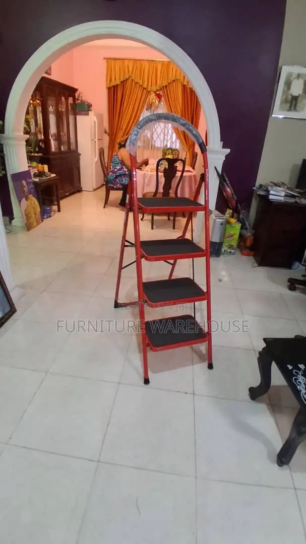 Four Step Ladder