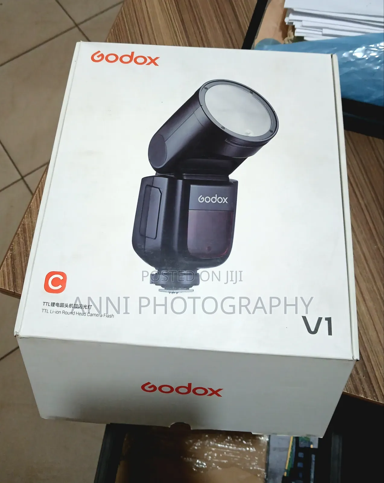 Godox V1 Speedlight for Canon,Nikon Sony