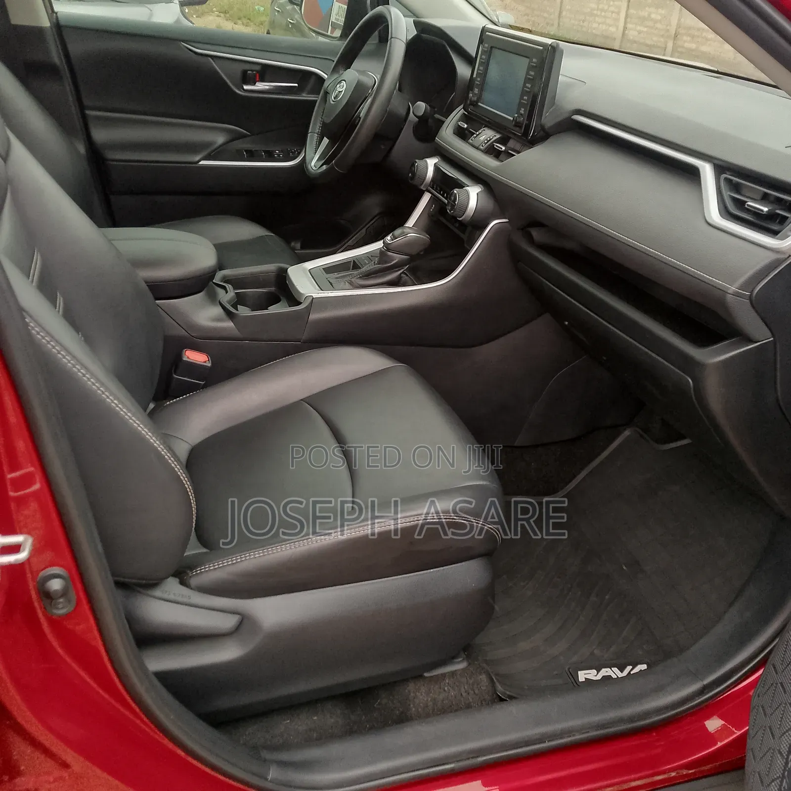 Toyota RAV4 2020 Red