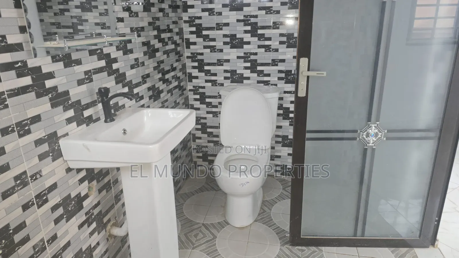 1bdrm Apartment in Agric Kromoase, Kumasi Metropolitan for rent