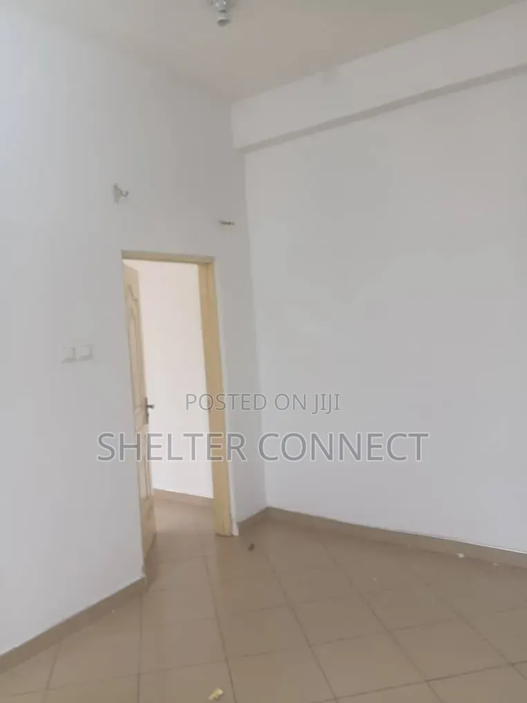 1bdrm Apartment in Tipper Junction, Ghana Flag for rent