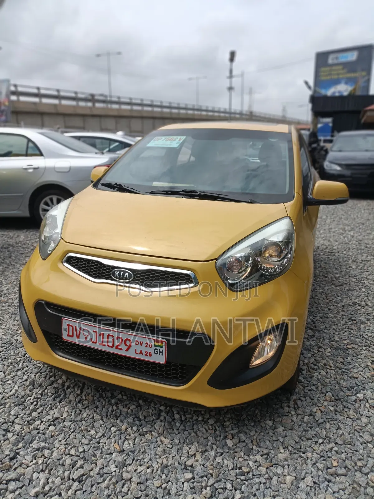 Kia Morning 2016 Yellow