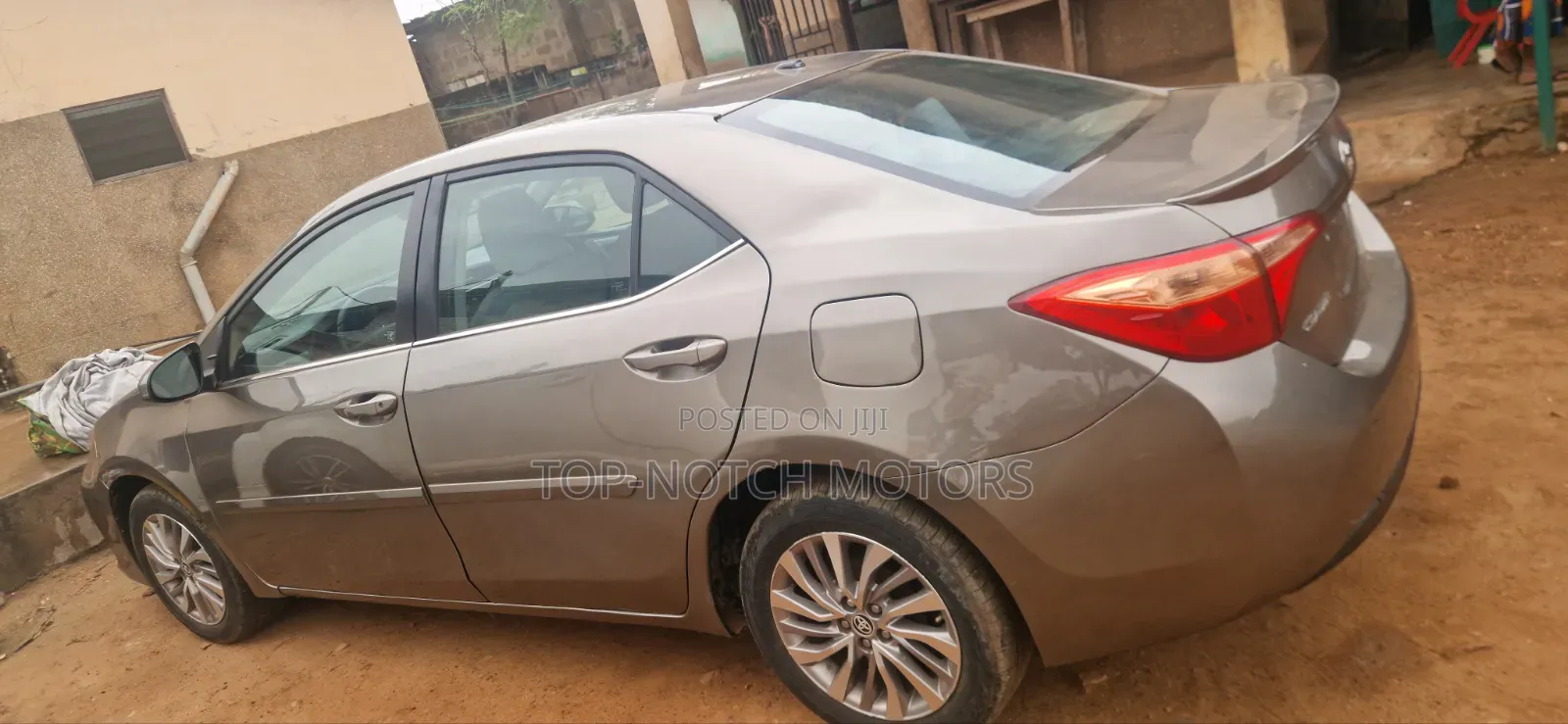 Toyota Corolla 2017 Gray