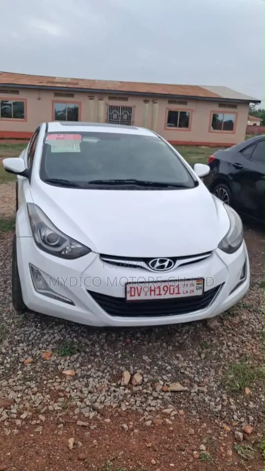 Hyundai Elantra SE 4dr Sedan (1.8L 4cyl 6A) 2014 White
