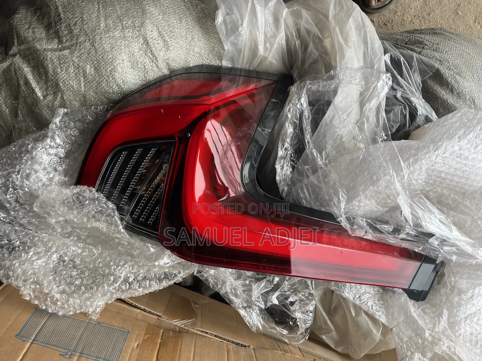 Honda CRV 23 to 25 Tail Light Full Led.