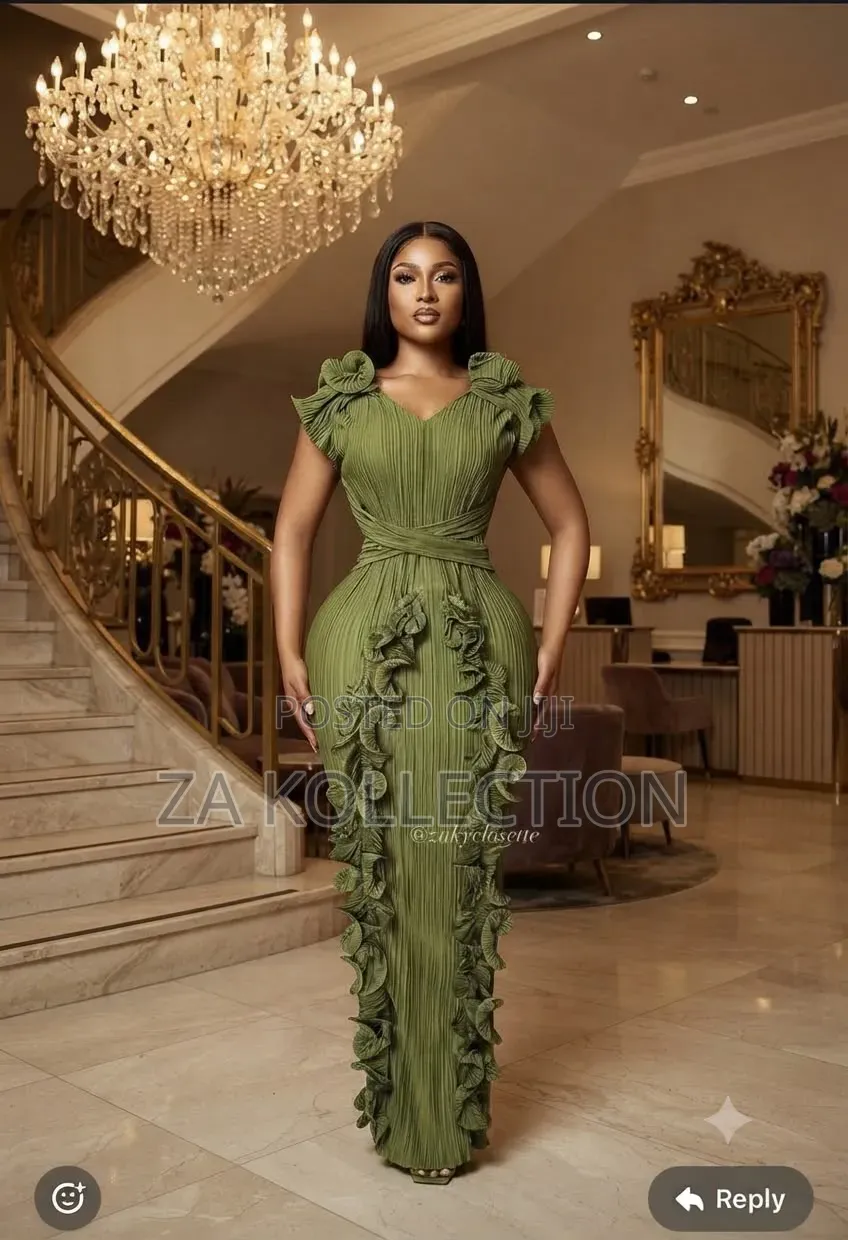 Elegant Ladies Dress for Weddings