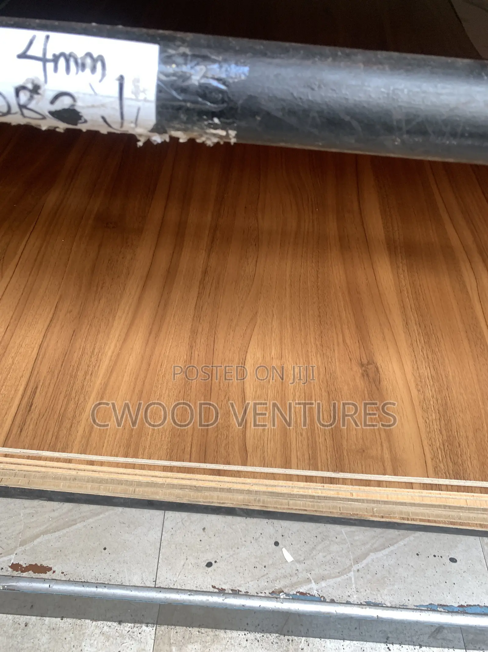Laminated Plywood (High Quality)