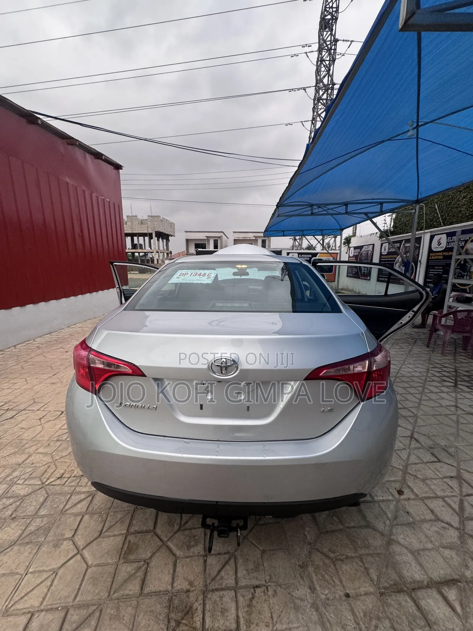 Toyota Corolla LE (1.8L 4cyl 2A) 2018 Gray