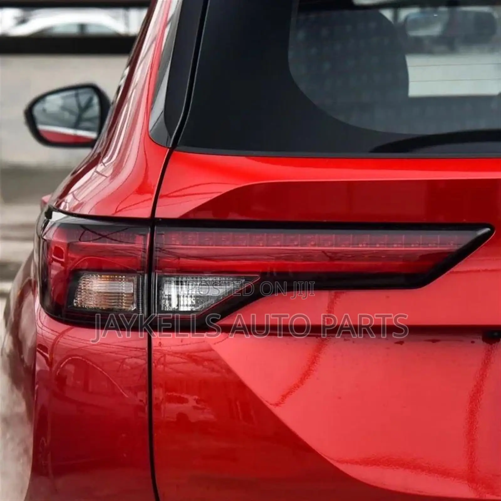 2023-2024 Mitsubishi Outlander Bootlight