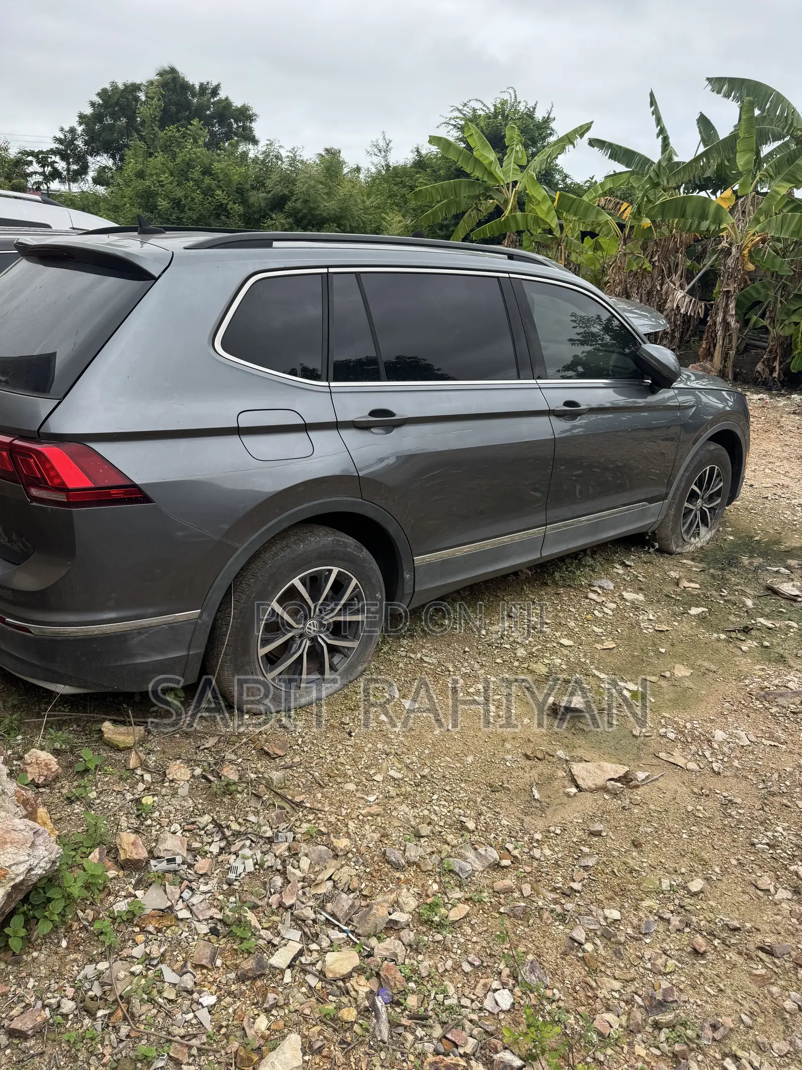 Volkswagen Tiguan 2.0T SE 2021 Gray