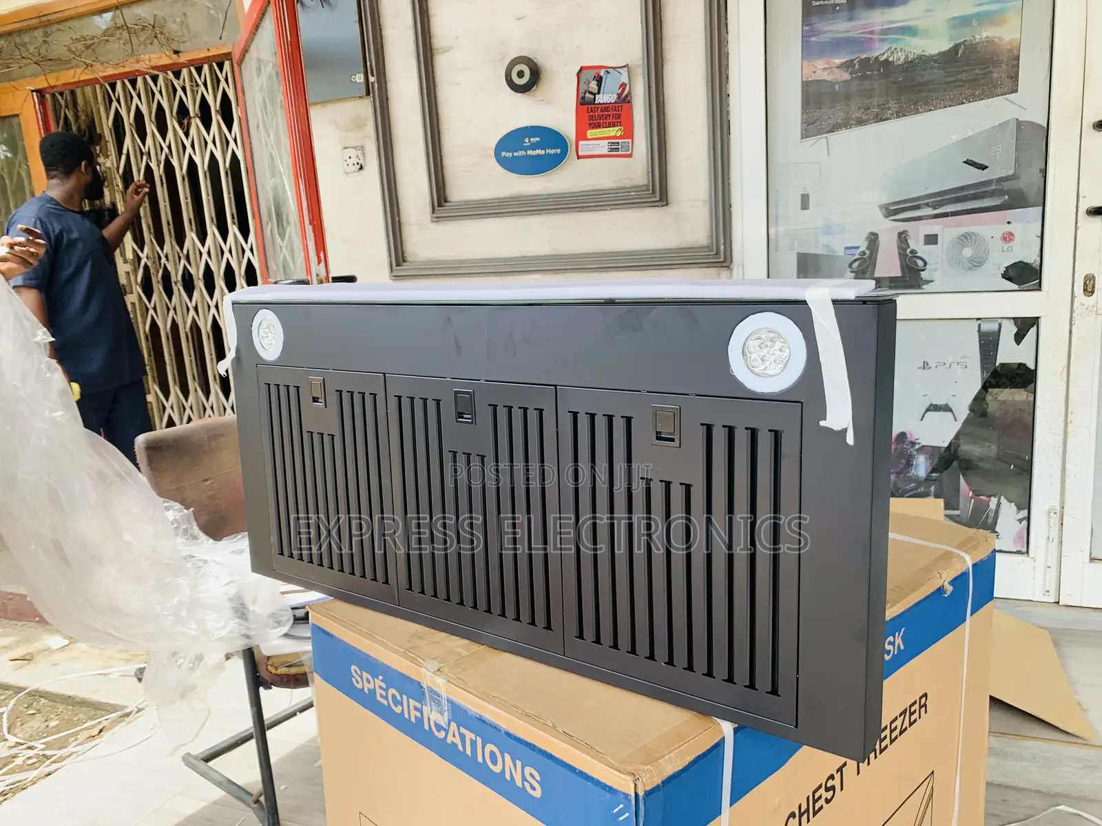 Nest Buy for Less Black Built in Kenwood 90CM Range Hood