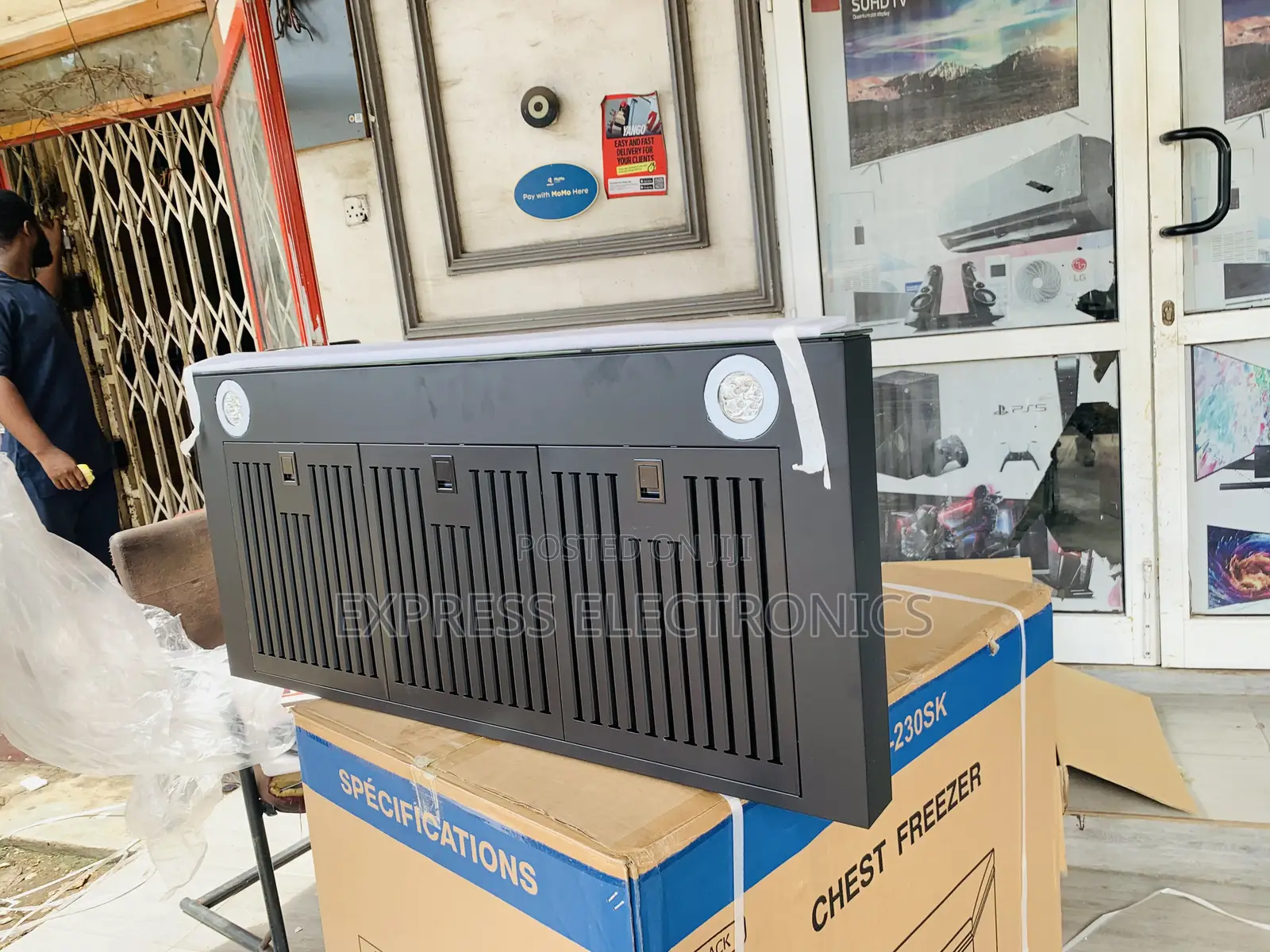 Nest Buy for Less Black Built in Kenwood 90CM Range Hood