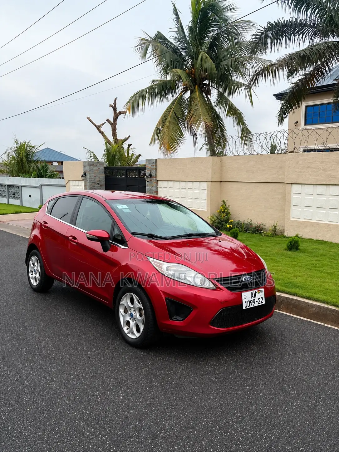 Ford Fiesta Titanium 4dr Hatchback (1.6L 4cyl 5M) 2015 Burgundy