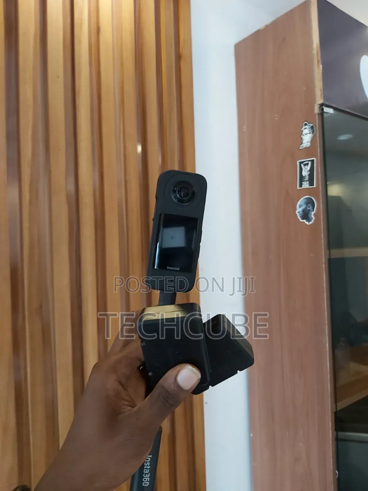 Insta360 X4