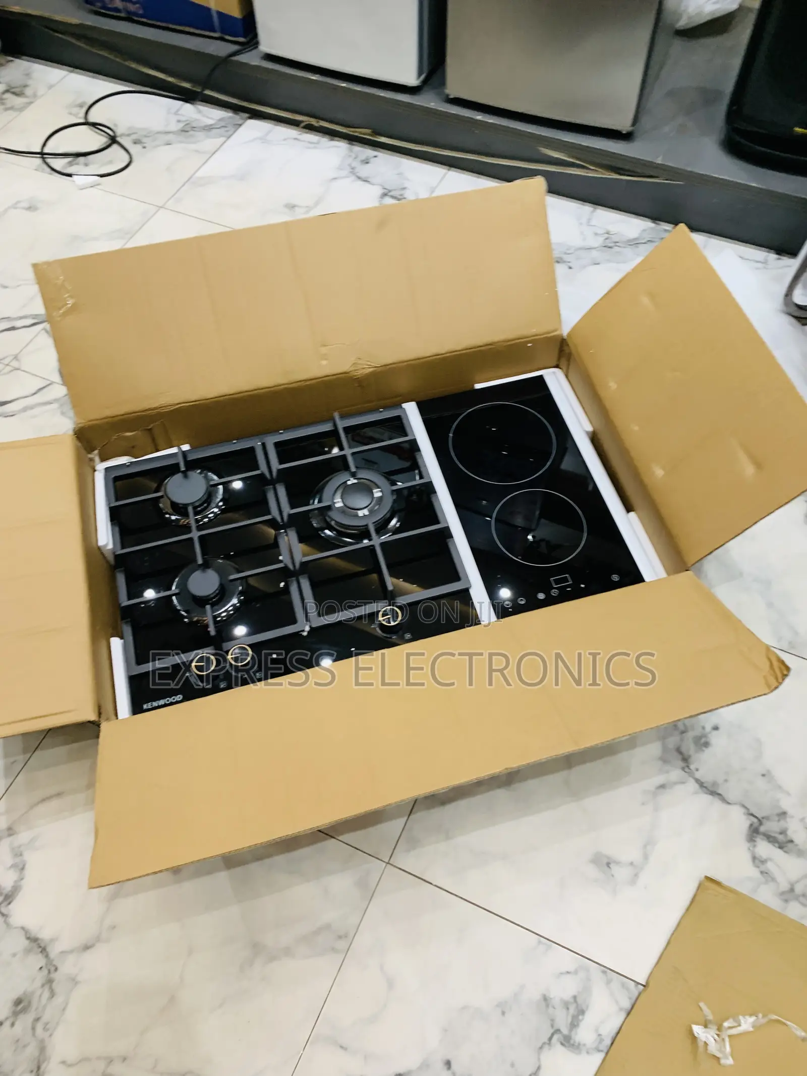 Fabulous Sleek Black 90Cm 3-2 Kenwood Gas Electric Cooker