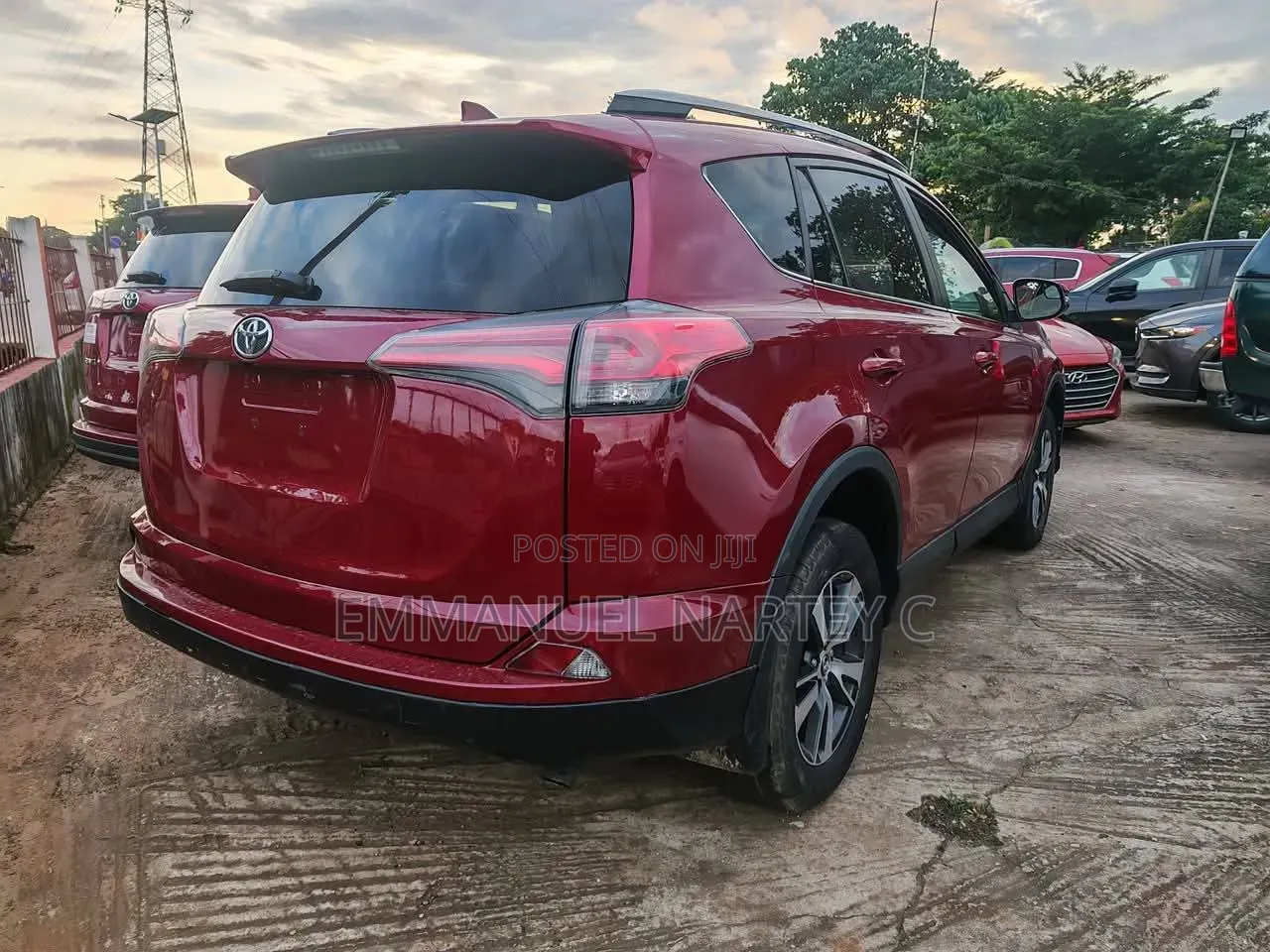 Toyota RAV4 2017 Red