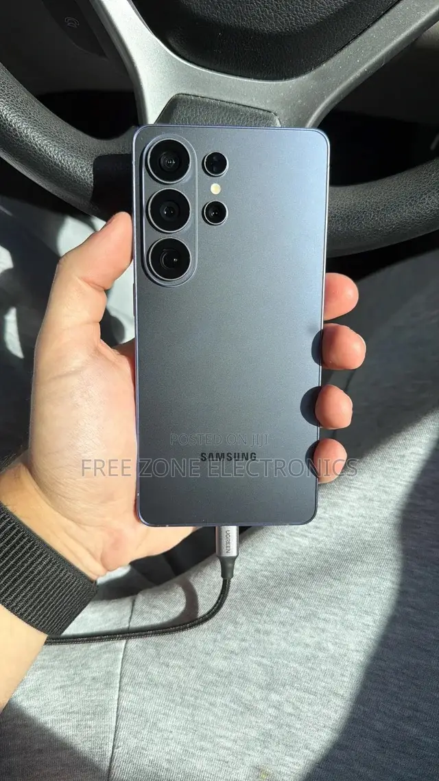 New Samsung Galaxy S26 Ultra 5G 1 TB Black