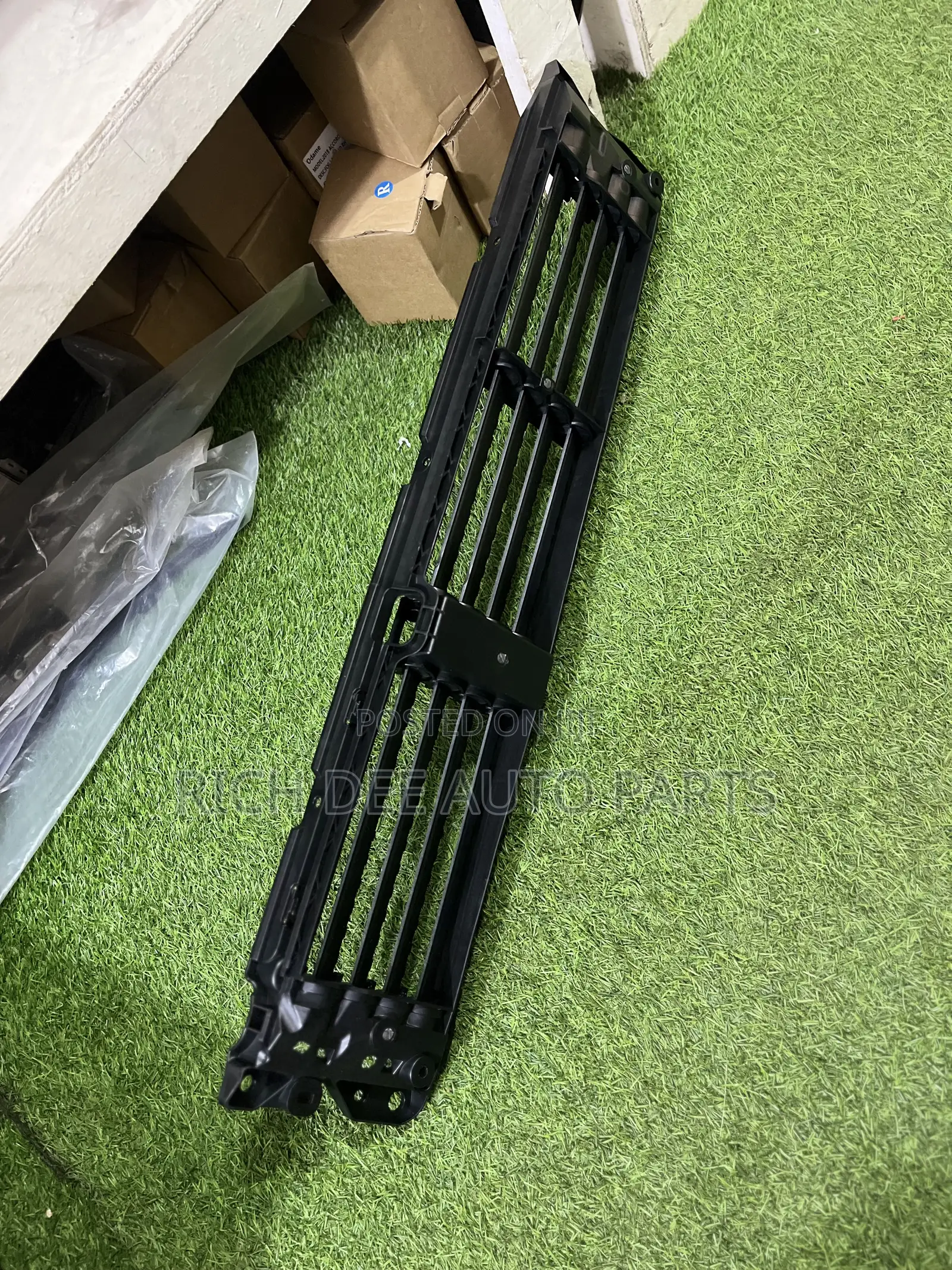 Honda CR-V 2017 Shutter Grill 2017, 2018, 2019, 2020, 2021 With Motor