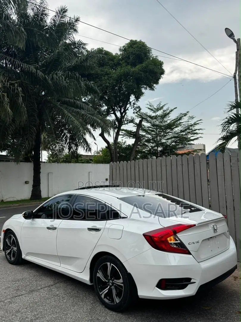 Honda Civic Touring 2dr Coupe (1.5L 4cyl) 2016 White