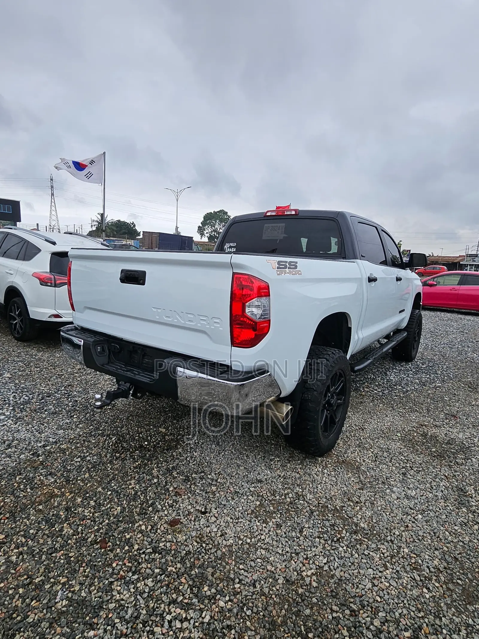 Toyota Tundra 2017 White