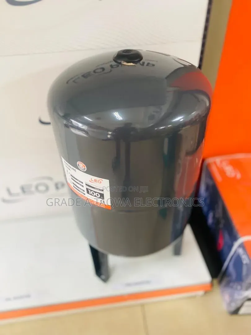 31"x 20" Dimensions for Leo 100L Pressure Tank