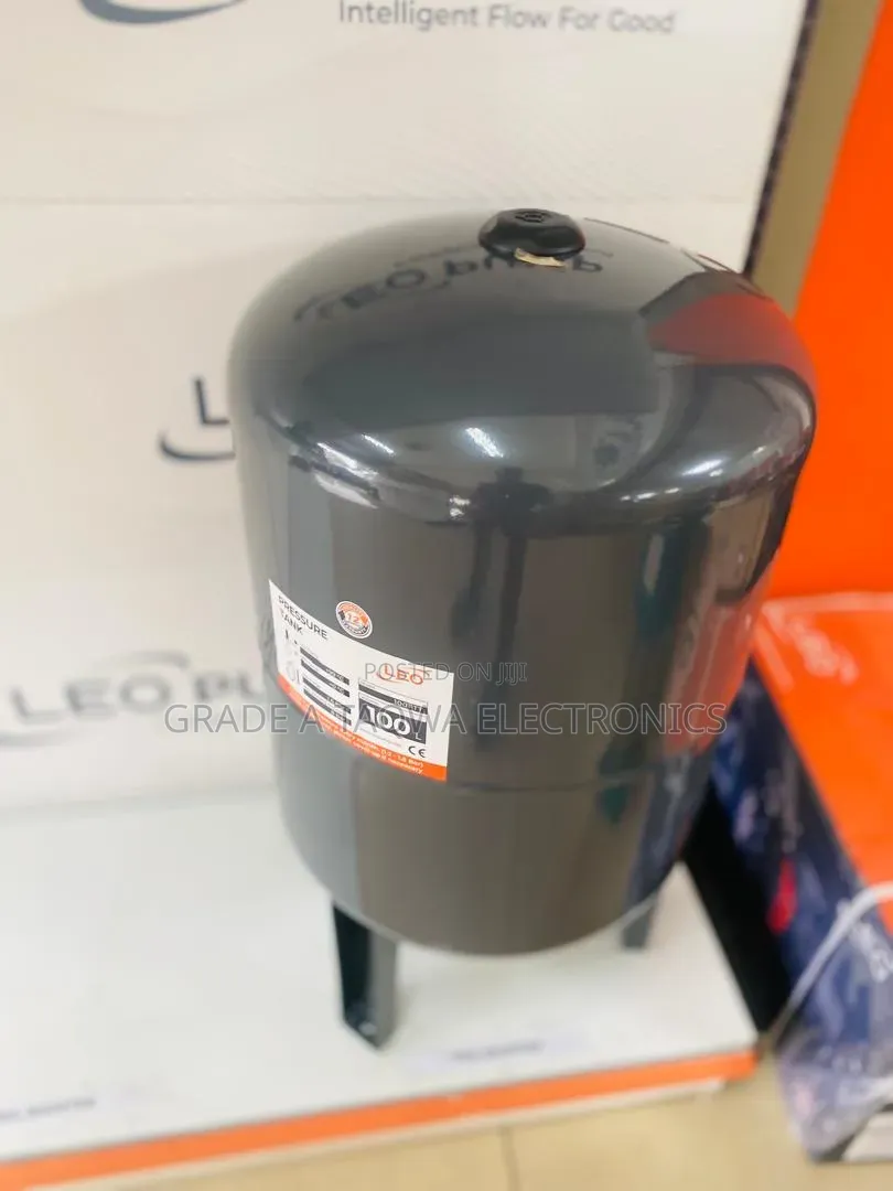 Strongly Made Leo 100-L Pressure Tank