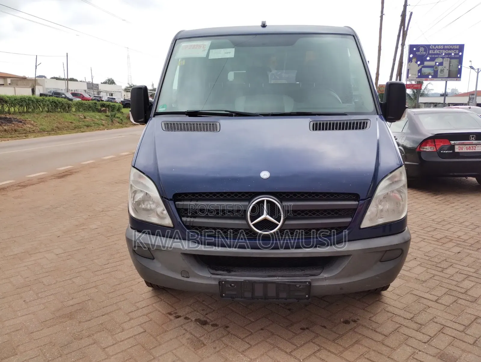 Mercedes-Benz Sprinter 2012 Blue