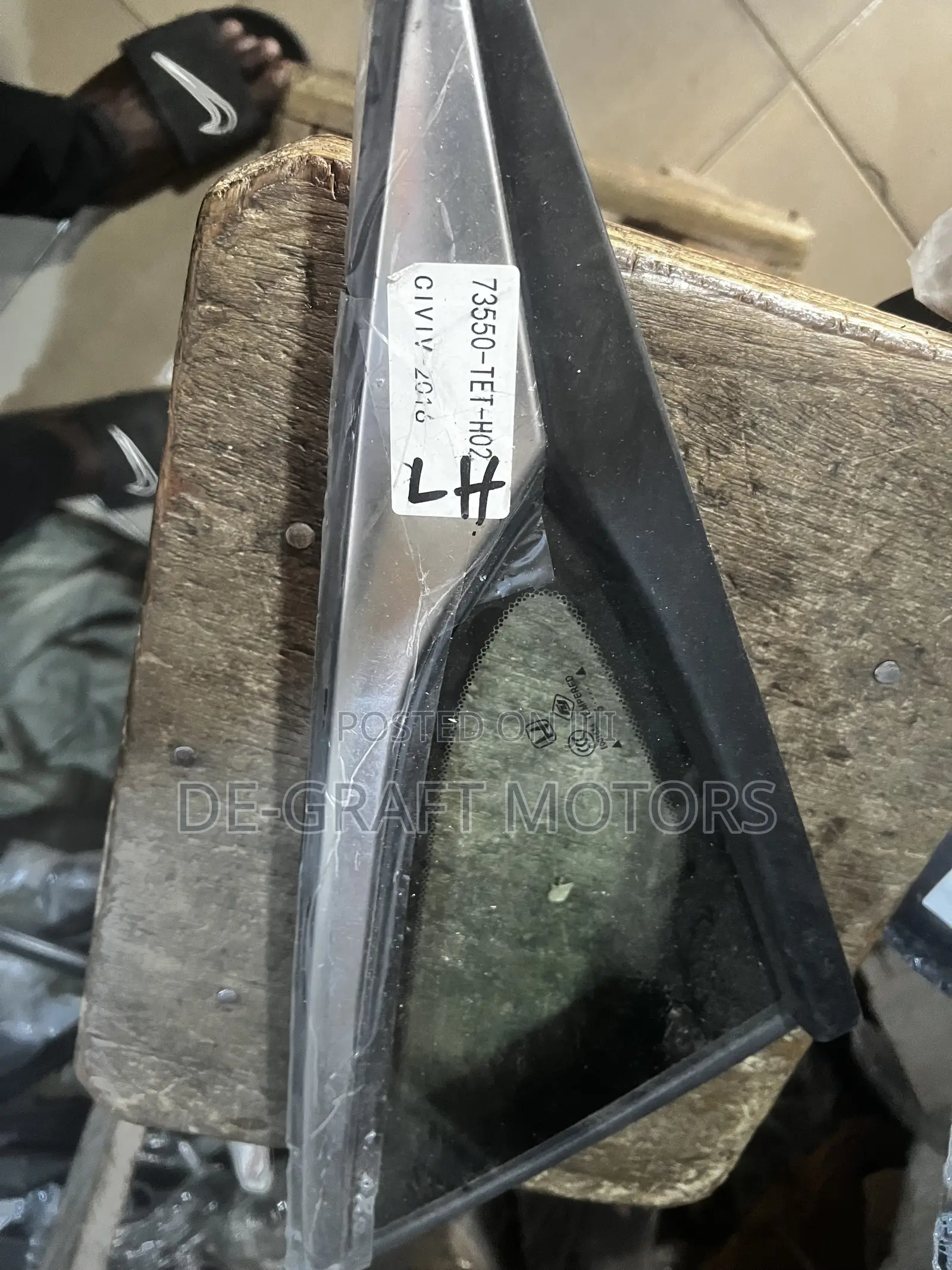 Civic 16 Door Vent Pair
