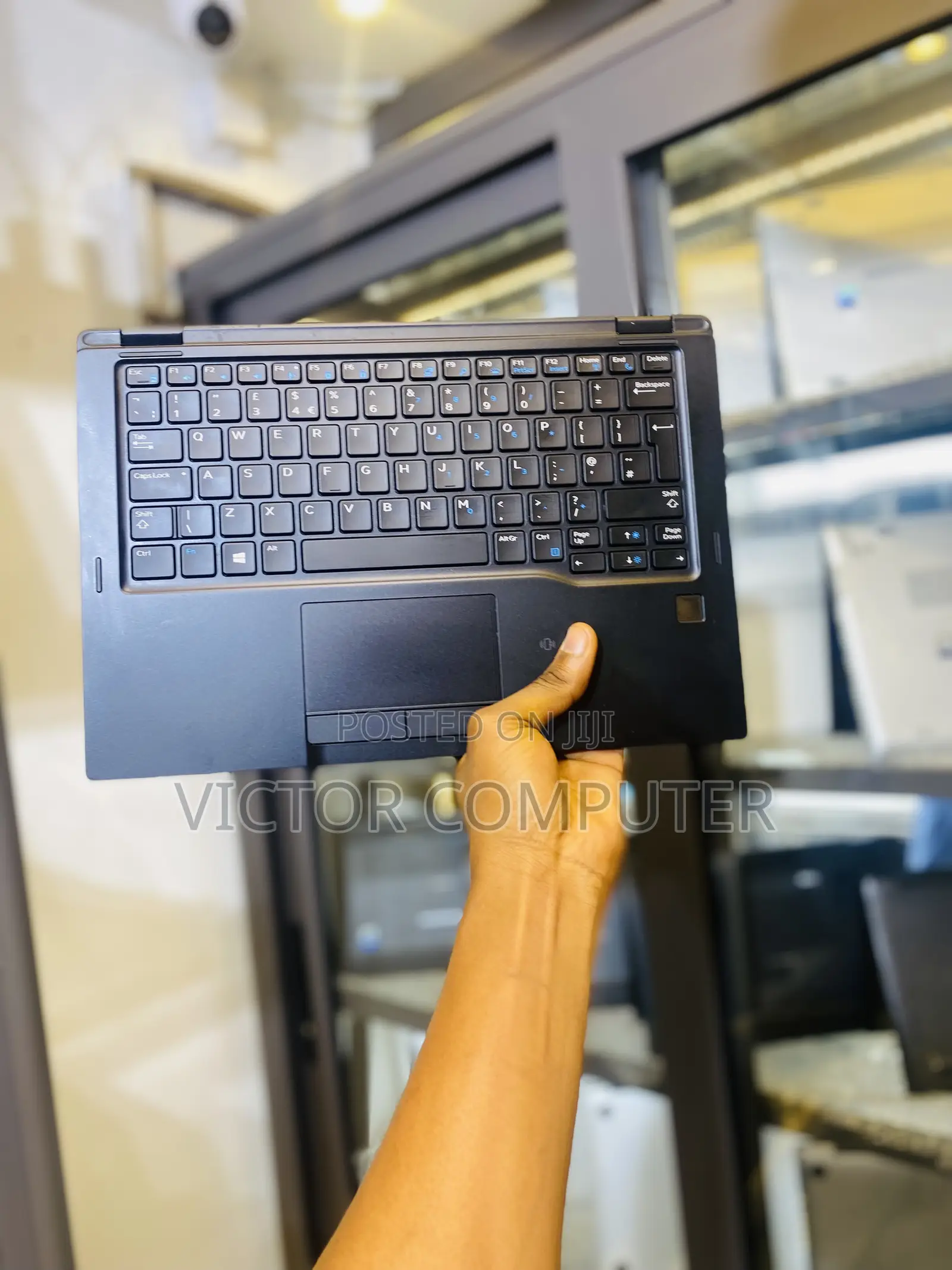 Laptop Dell Latitude 7390 8GB Intel Core i5 SSD 256GB