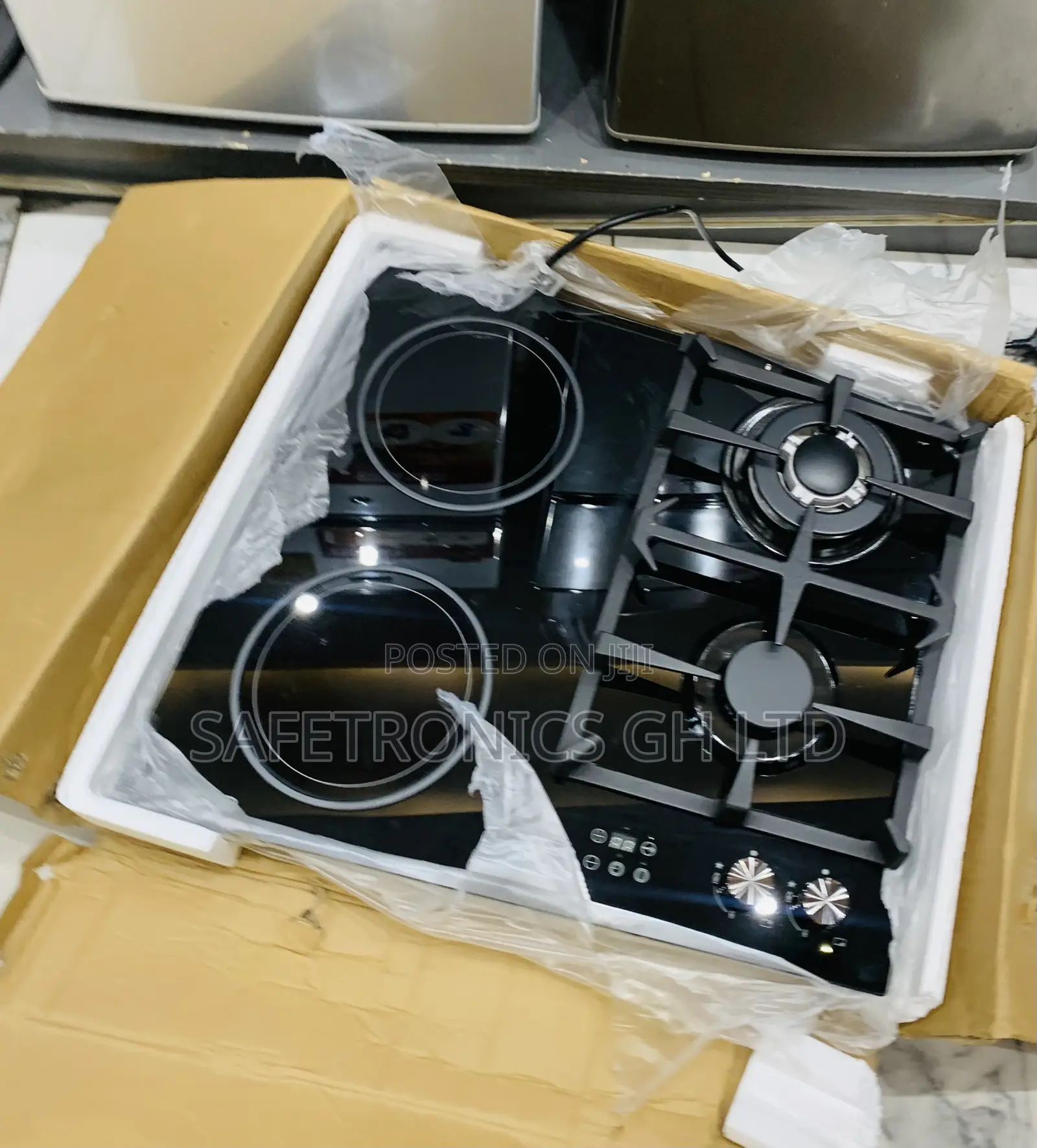 Choose Kenwood 2 Gas and 2 Electric Hybrid Cooktop Black in-Built