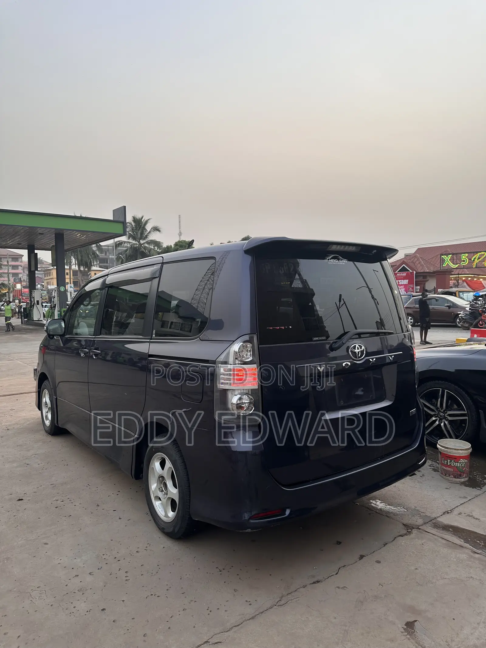 Toyota Voxy 2013 Brown