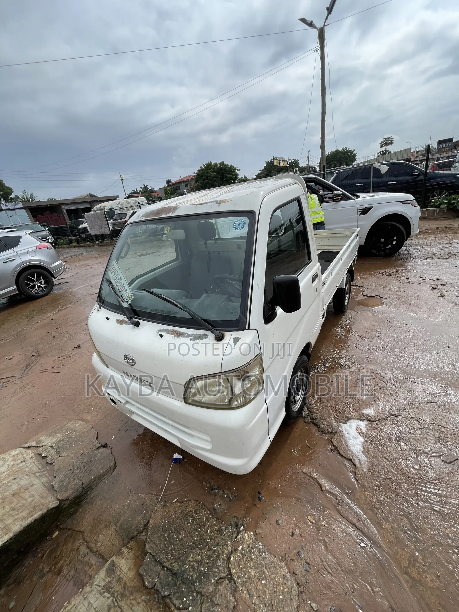 Daihatsu Atrai 2010 White