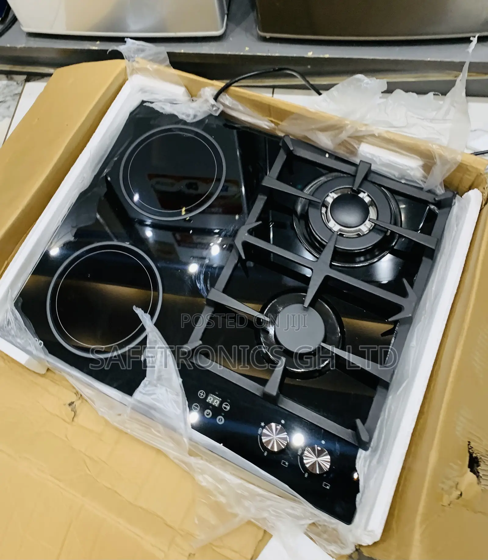 Check Out Kenwood 2 Gas and 2 Electric Hybrid Cooktop in-Built