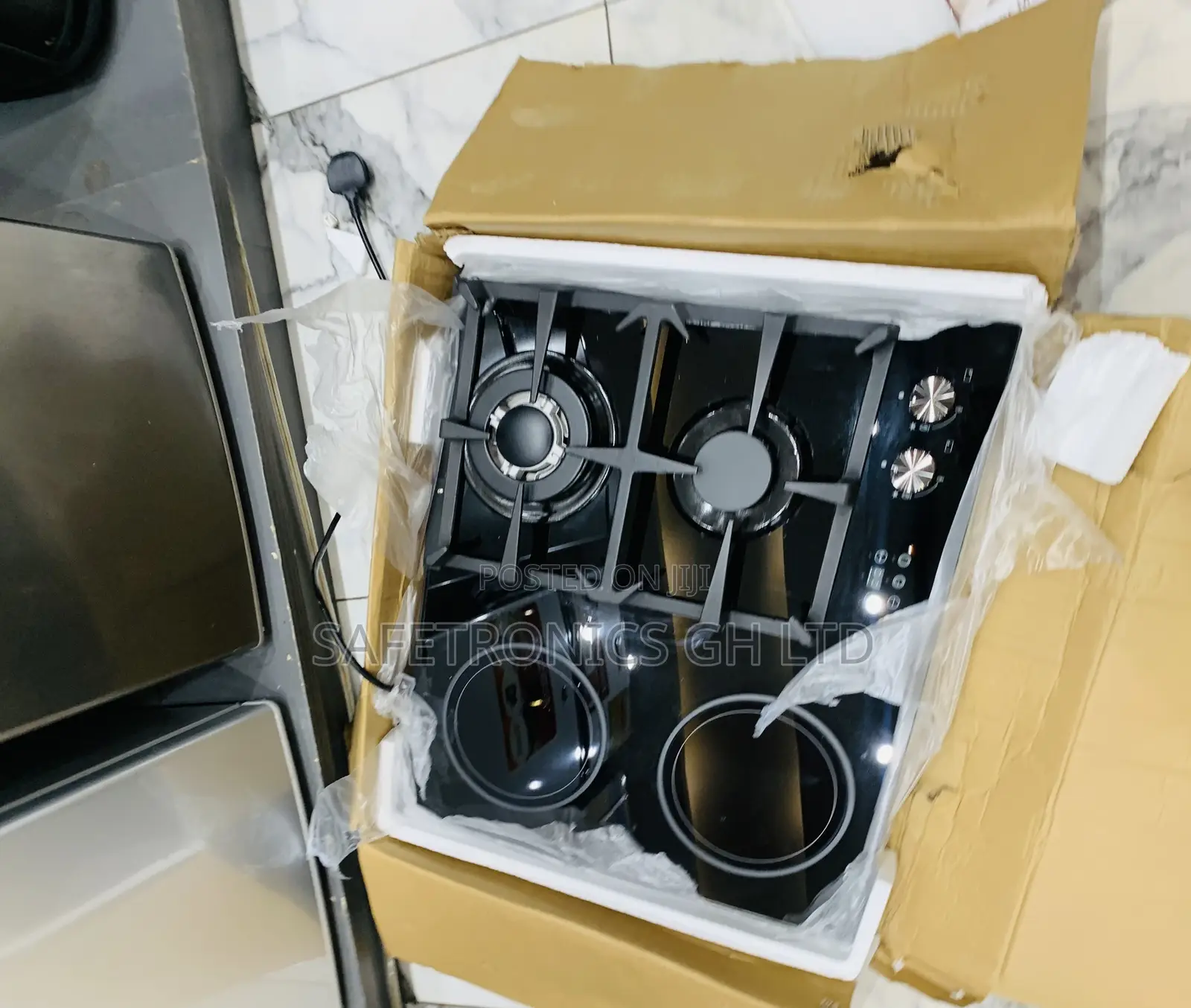 Fabulous Kenwood 2 Gas and 2 Electric Hybrid Cooktop in-Built