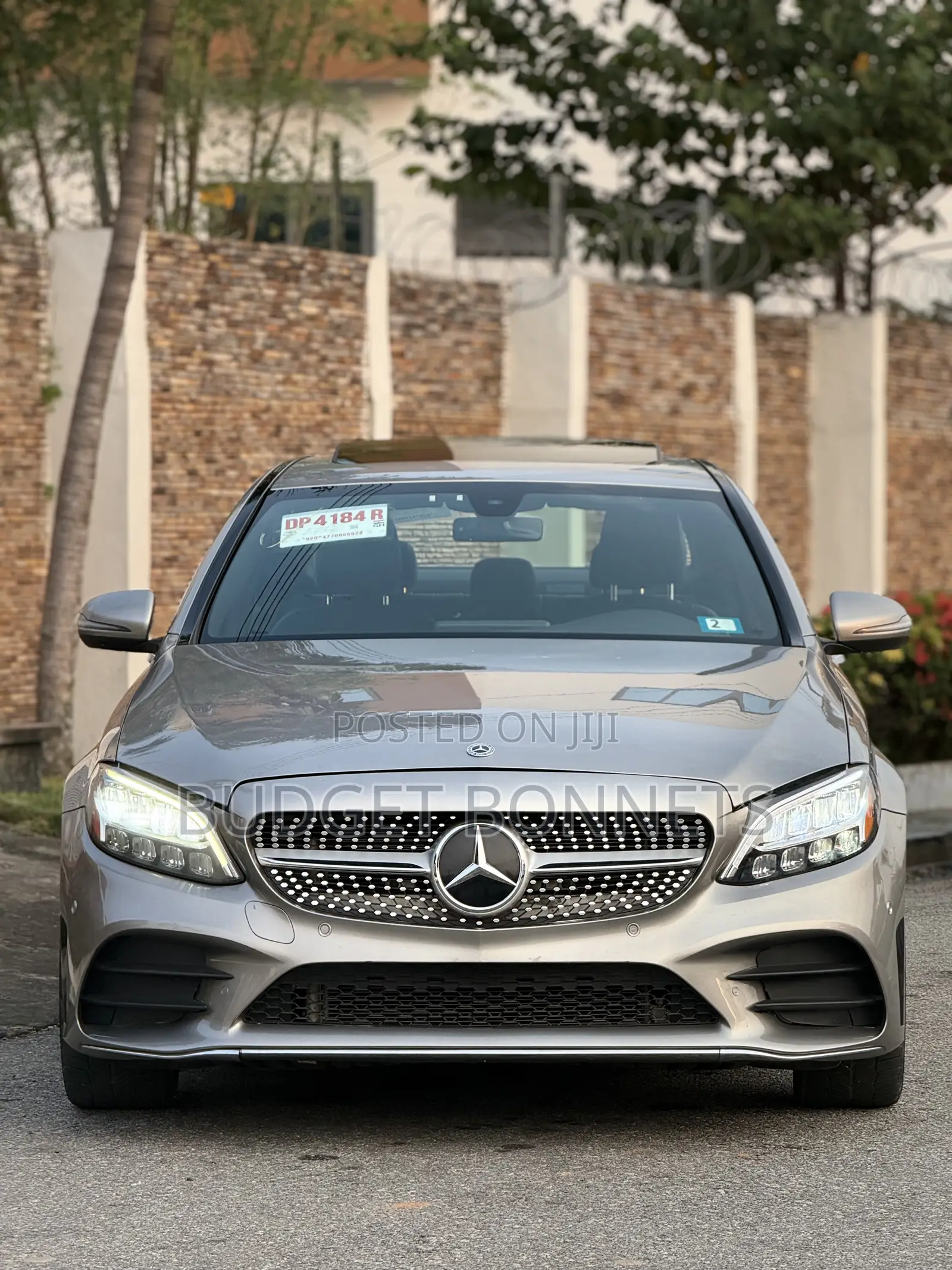 Mercedes-Benz C300 2020 Gold
