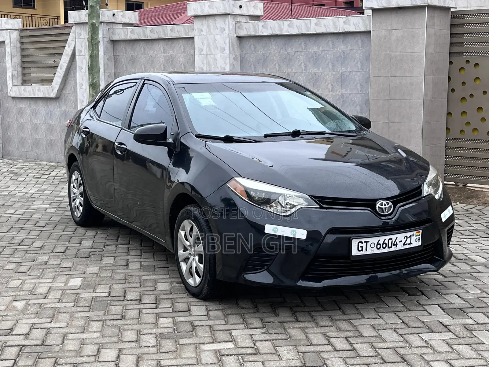 Toyota Corolla LE 4dr Sedan (1.8L 4cyl CVT) 2015 Black