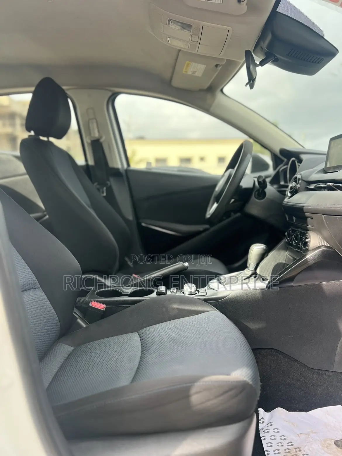 Toyota Yaris iA 1.5 FWD 2017 White