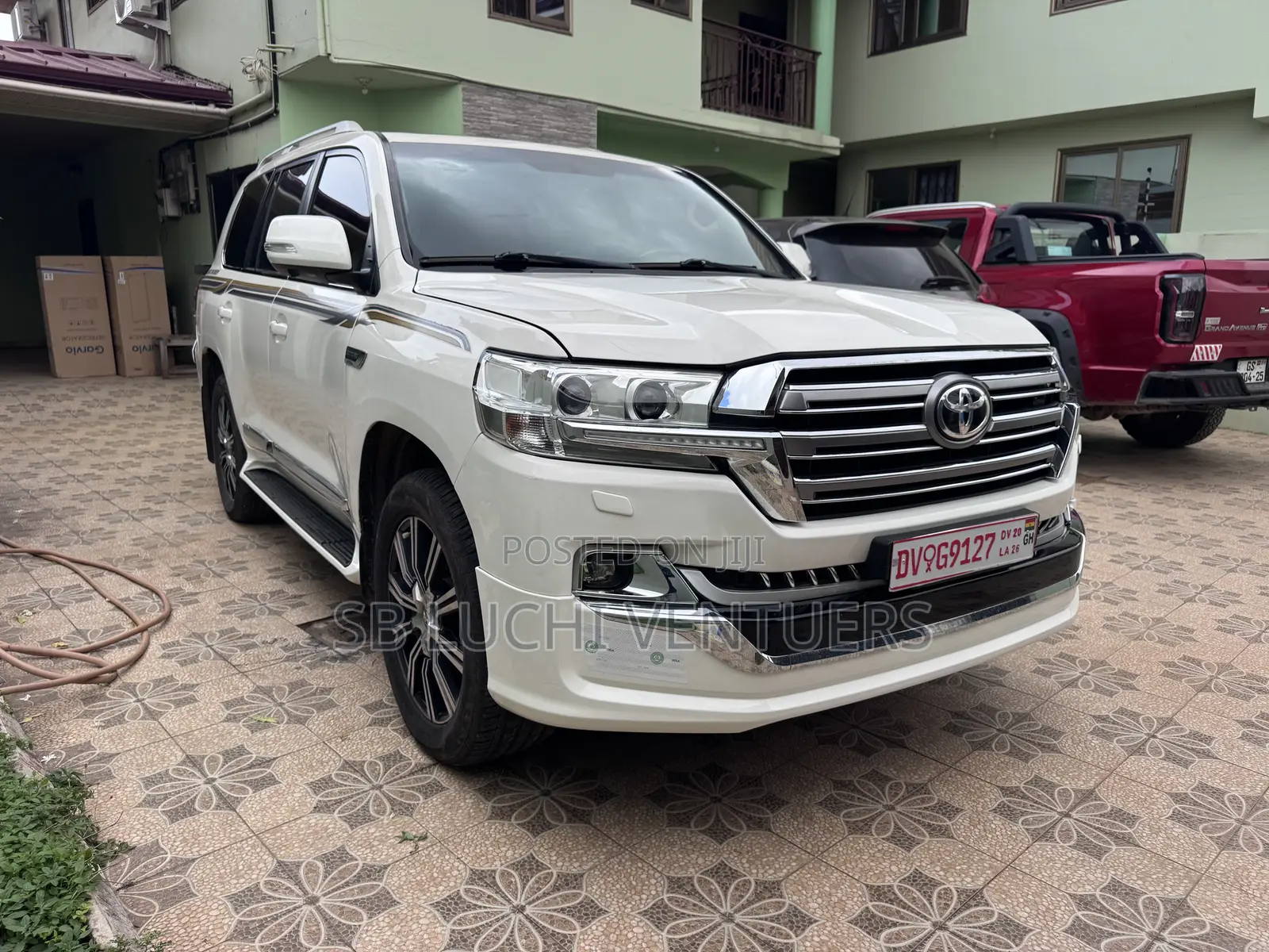 Toyota Land Cruiser 2019 White