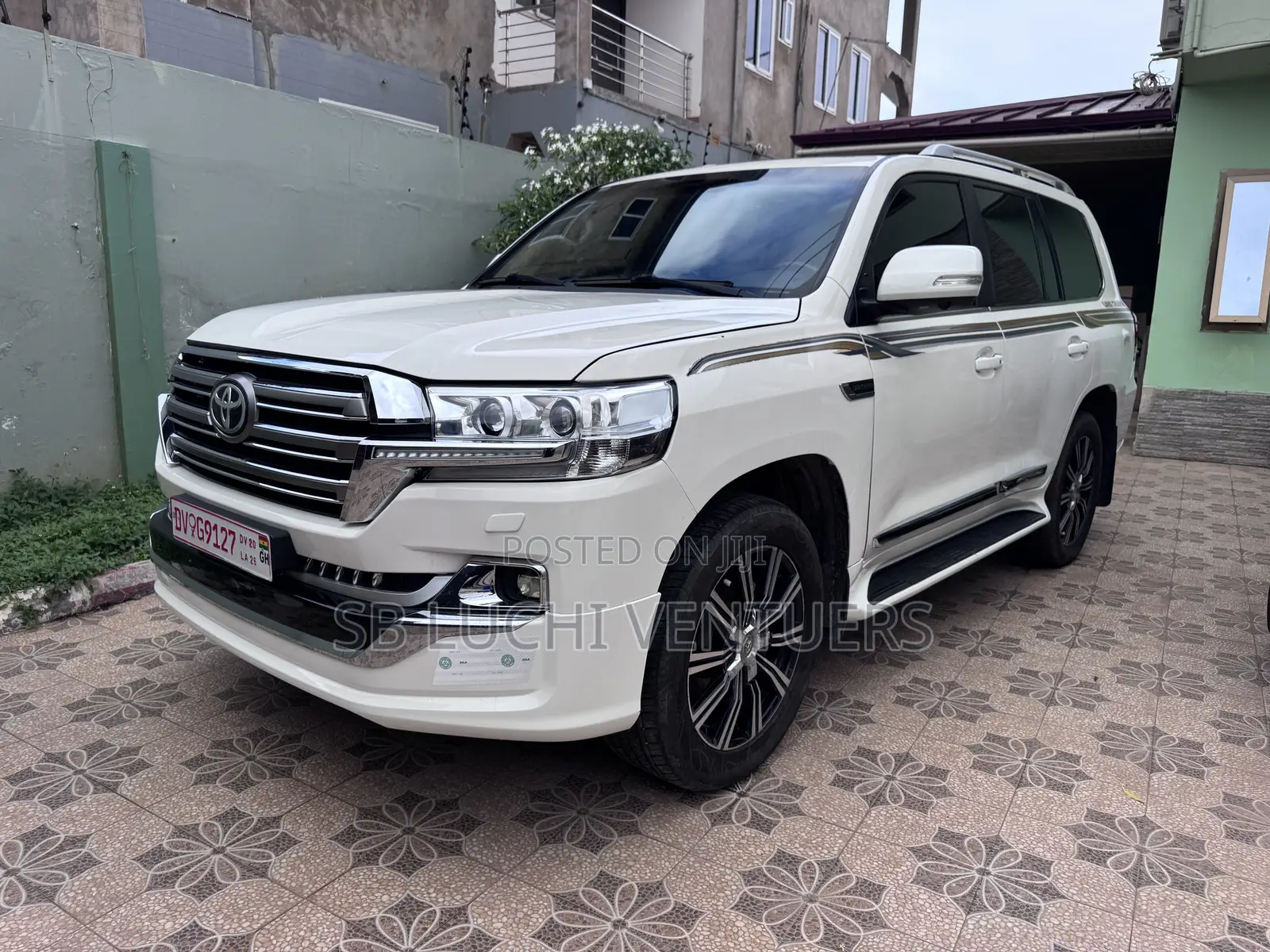 Toyota Land Cruiser 2019 White