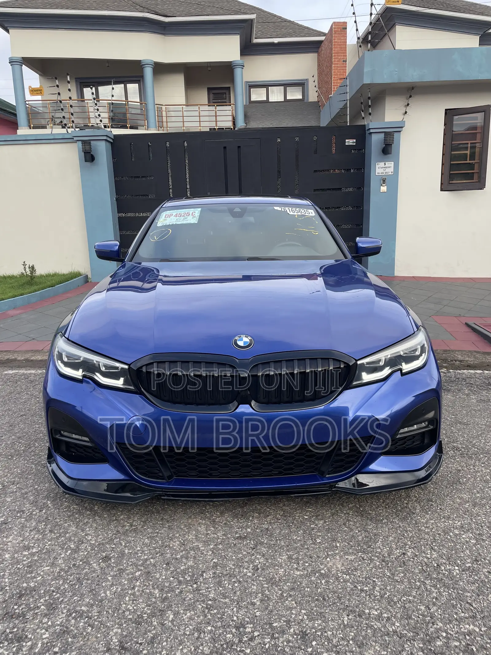 BMW 330i 2021 Blue