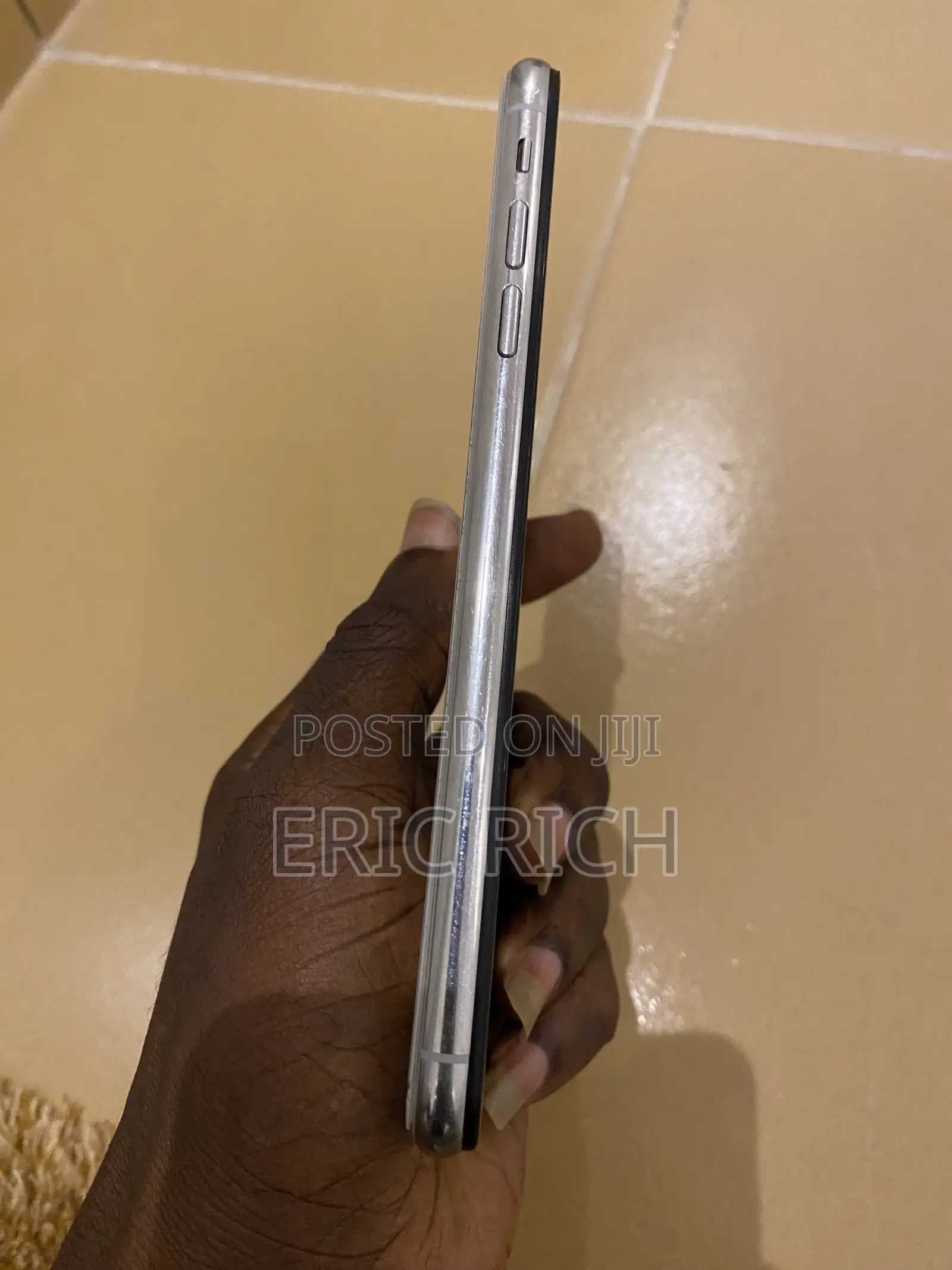 Apple iPhone XS Max 64 GB White