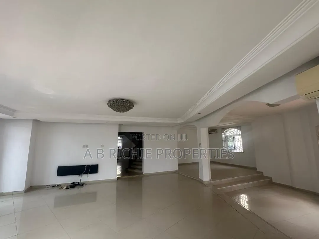 4bdrm House in Ab Richie Properties, Airport Residential Area for rent