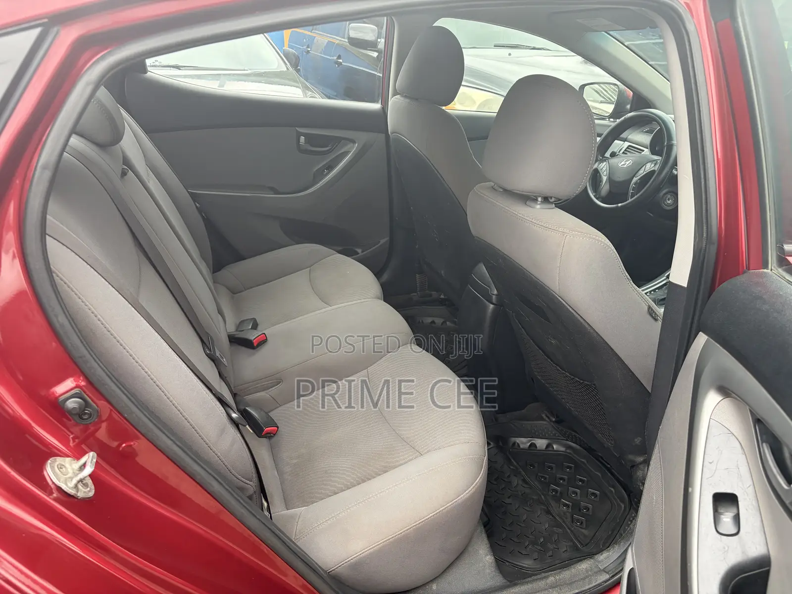Hyundai Elantra 2015 Red