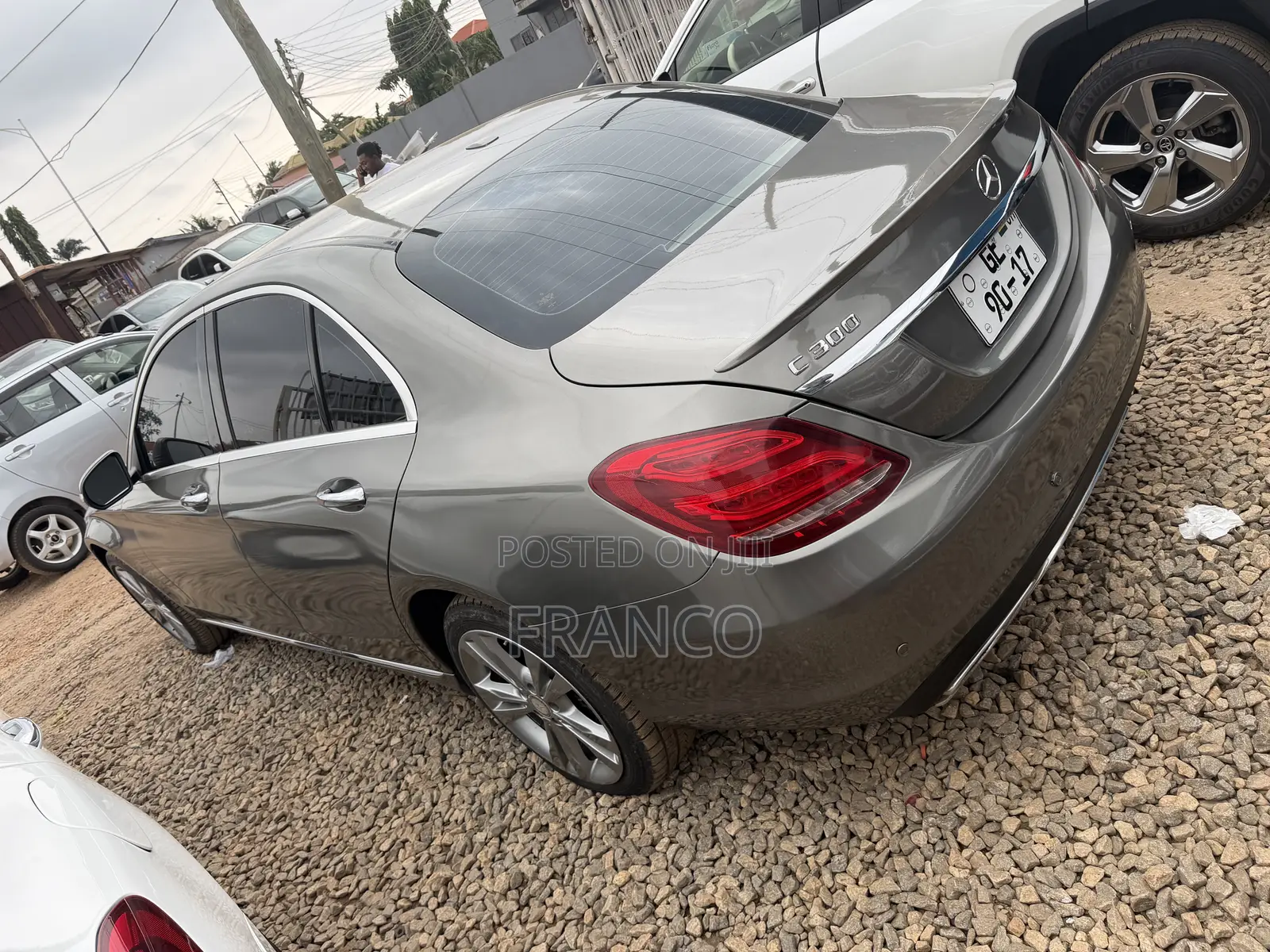 Mercedes-Benz C300 Luxury 4dr AWD 4Matic Sedan (2.0L 4cyl 7A) 2015 Gray