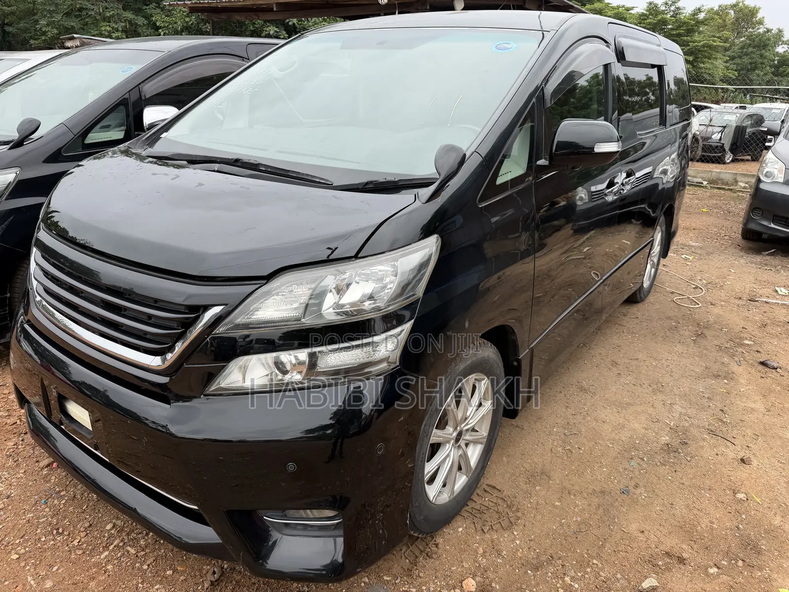 Toyota Vellfire Z 2.4 FWD 7-Seater 2010 Black
