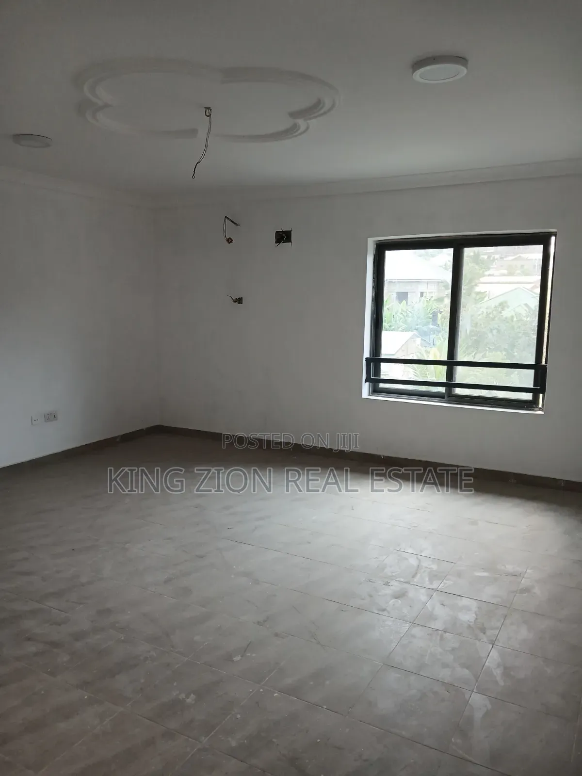 2bdrm Apartment in Kingzion Real, NIC for rent