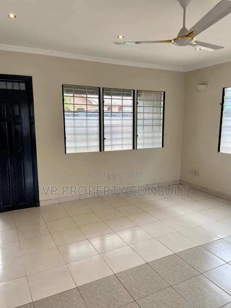 3bdrm House in North Kaneshie for rent
