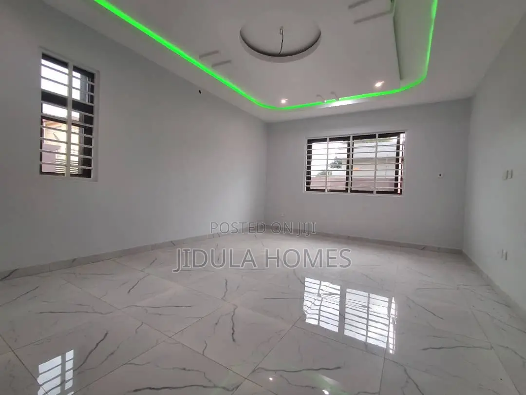 3bdrm House in Adenta Frafraha for rent