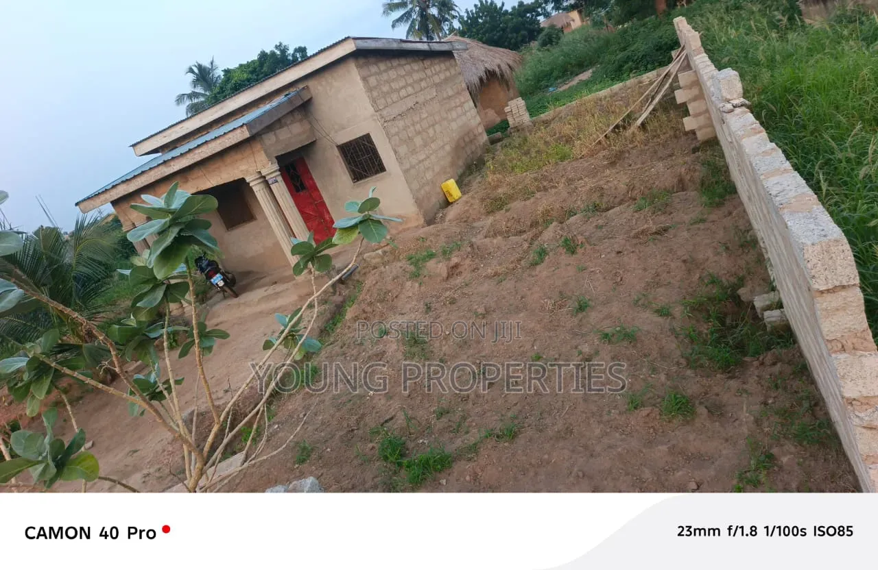 1bdrm House in Nurses Quarters Road, Adam Nana for sale